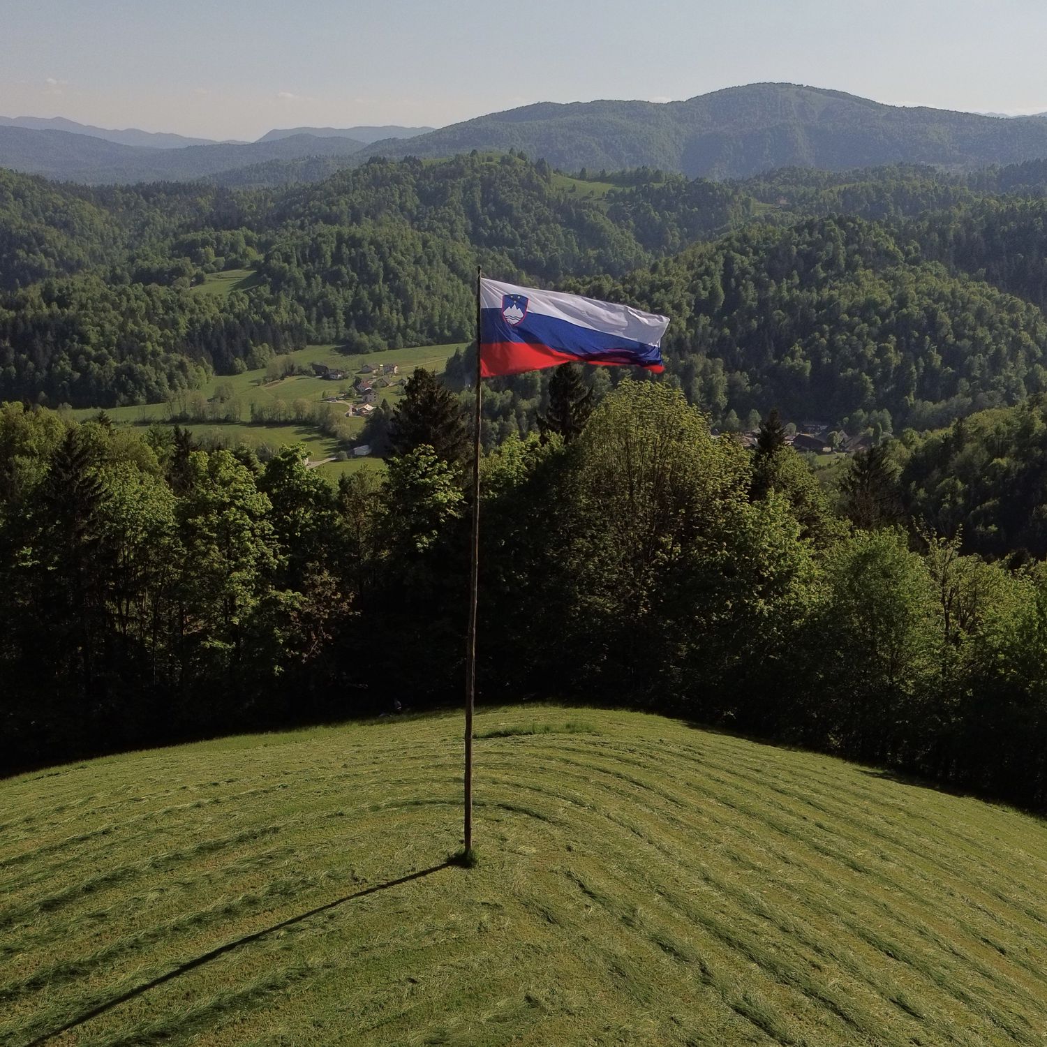 Kmetija pri Povž, Vrzdenec, Horjul. Foto: Jurij Bastarda, 2025.